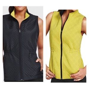 Cabi traverse reversible vest.